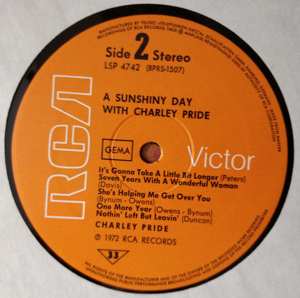 Charley Pride : A Sunshiny Day With Charley Pride (LP, Album)