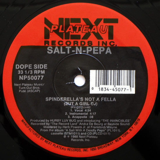 Salt 'N' Pepa : Shake Your Thang / Spinderella's Not A Fella (But A Girl DJ) (12")
