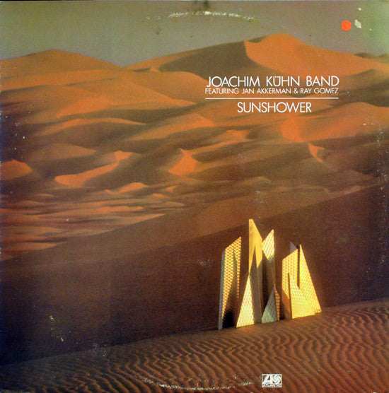 Joachim Kühn Band Featuring Jan Akkerman & Ray Gomez - Sunshower (LP Tweedehands) - Discords.nl