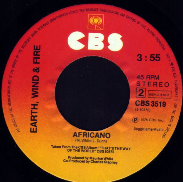 Earth, Wind & Fire - That's The Way Of The World / Africano (7-inch Tweedehands)