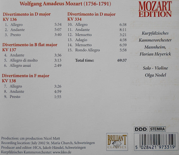 Wolfgang Amadeus Mozart - Serenades & Divertimenti (CD Tweedehands)