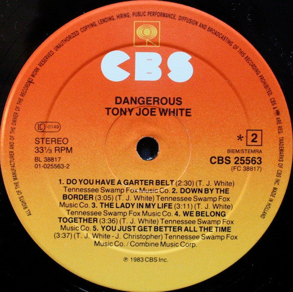 Tony Joe White - Dangerous (LP Tweedehands) - Discords.nl