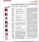 Modern Jazz Quartet, The Guest Artist: Jimmy Giuffre - The Modern Jazz Quartet At Music Inn (LP Tweedehands) - Discords.nl