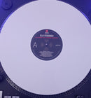 Ella Fitzgerald - Ella Wishes You A Swinging Christmas (LP) - Discords.nl