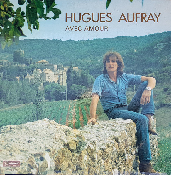 Hugues Aufray - Avec Amour (LP Tweedehands)