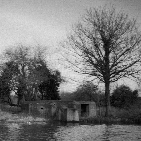 Girls In Synthesis - The rest is distraction (CD) - Discords.nl