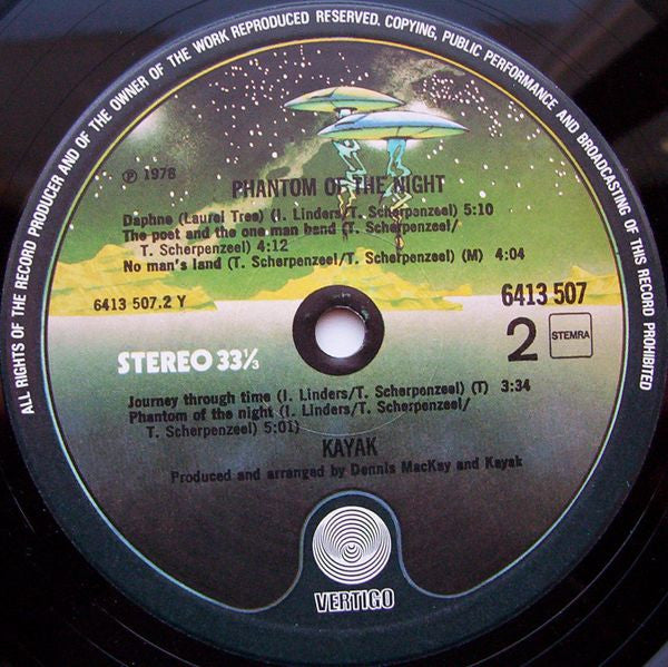 Kayak - Phantom Of The Night (LP Tweedehands) - Discords.nl