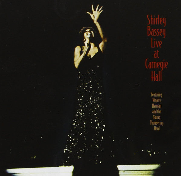 Shirley Bassey - Live At Carnegie Hall (LP Tweedehands) - Discords.nl