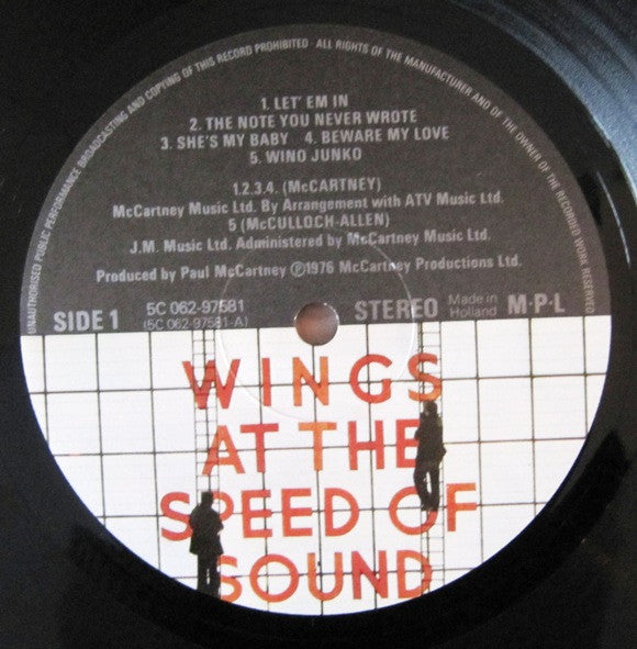 Wings - Wings At The Speed Of Sound (LP Tweedehands) - Discords.nl