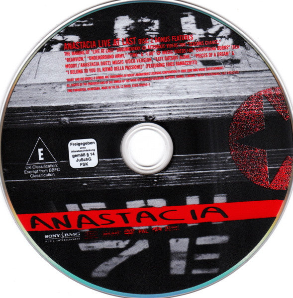 Anastacia - Live At Last - Discords.nl