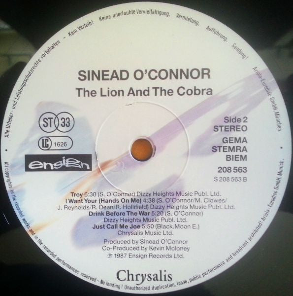 Sinéad O'Connor - The Lion And The Cobra (LP Tweedehands)