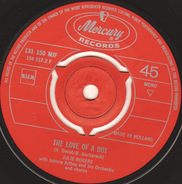 Julie Rogers - The Wedding (La Novia) / The Love Of A Boy (7-inch Tweedehands)