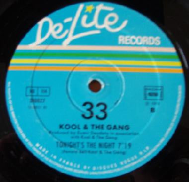 Kool & The Gang - Too Hot / Tonight's The Night (12" Tweedehands)