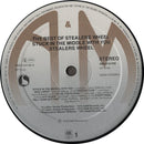 Gerry Rafferty And Joe Egan, Stealers Wheel - Stuck In The Middle With You (The Best Of Stealers Wheel) (LP Tweedehands) - Discords.nl