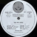 Status Quo - On The Level (LP Tweedehands)