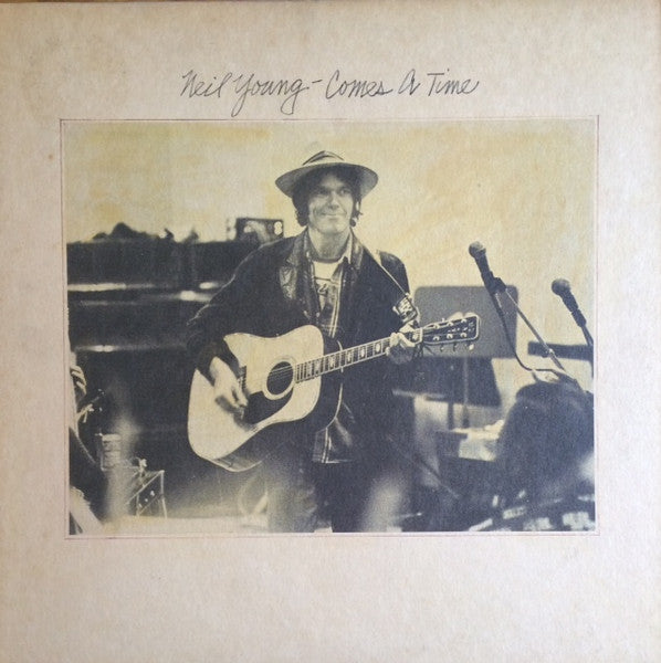 Neil Young - Comes A Time (LP Tweedehands)