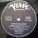 Astrud Gilberto - Look To The Rainbow (LP Tweedehands)