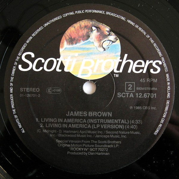 James Brown - Living In America (12" Extended Dance Mix) (12" Tweedehands) - Discords.nl