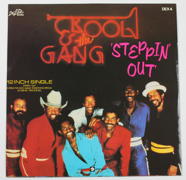 Kool & The Gang - Steppin' Out  (12" Tweedehands)