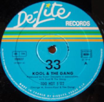 Kool & The Gang - Too Hot / Tonight's The Night (12" Tweedehands)