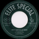 Die Hamburger Jungs Und Das Große Hanseatic-Orchester : Blaue Jungs Von Der Waterkant / Heut Geht Es An Bord (7")