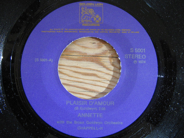Annette (30) With The Brian Goldwyn Orchestra : Plaisir D'amour (7", Single)