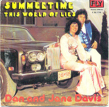 Dan Davis (22), Jane Davis (4) : Summertime (7")