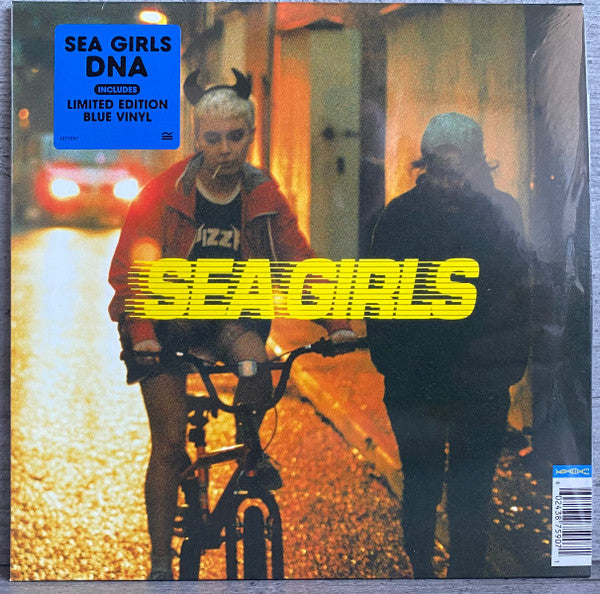 Sea Girls : DNA (7", Single, Ltd, Blu)