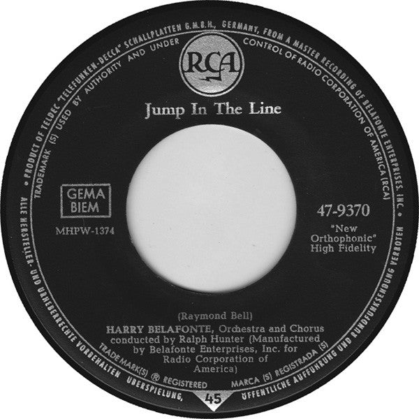 Harry Belafonte : Jump In The Line (7", Single)