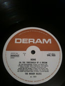 Moody Blues, The - On The Threshold Of A Dream (LP Tweedehands) - Discords.nl