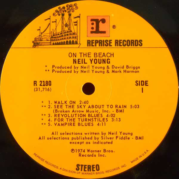 Neil Young : On The Beach (LP, Album, RCA)