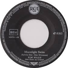 Pim Maas : Moonlight Swim (7", Single)