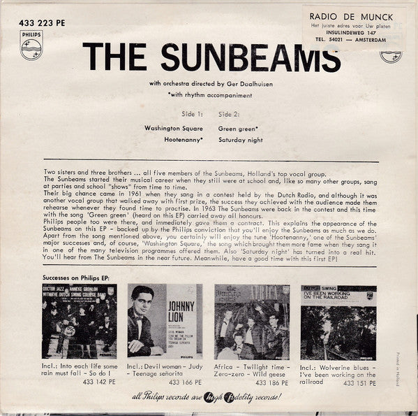 The Sunbeams (5) : Washington Square - Hootenanny / Saturday Night - Green Green (7", EP)