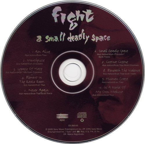 Fight - A Small Deadly Space (CD Tweedehands) - Discords.nl
